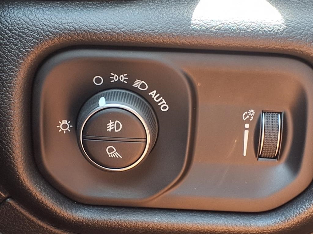 2025 Ram 1500 Big Horn/Lone Star - 5