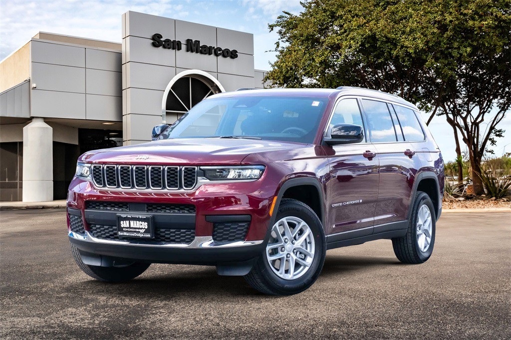 New Car 2025 Jeep Grand Cherokee L  Laredo For Sale Under $40,000 In San Marcos, Texas