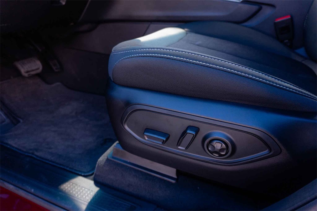 New Car 2025 Jeep Grand Cherokee L  Laredo For Sale Under $40,000 In San Marcos, Texas