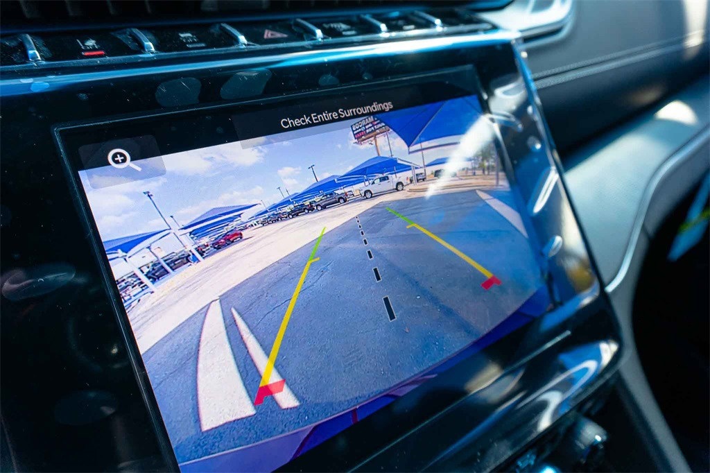 New Car 2025 Jeep Grand Cherokee L  Laredo For Sale Under $40,000 In San Marcos, Texas