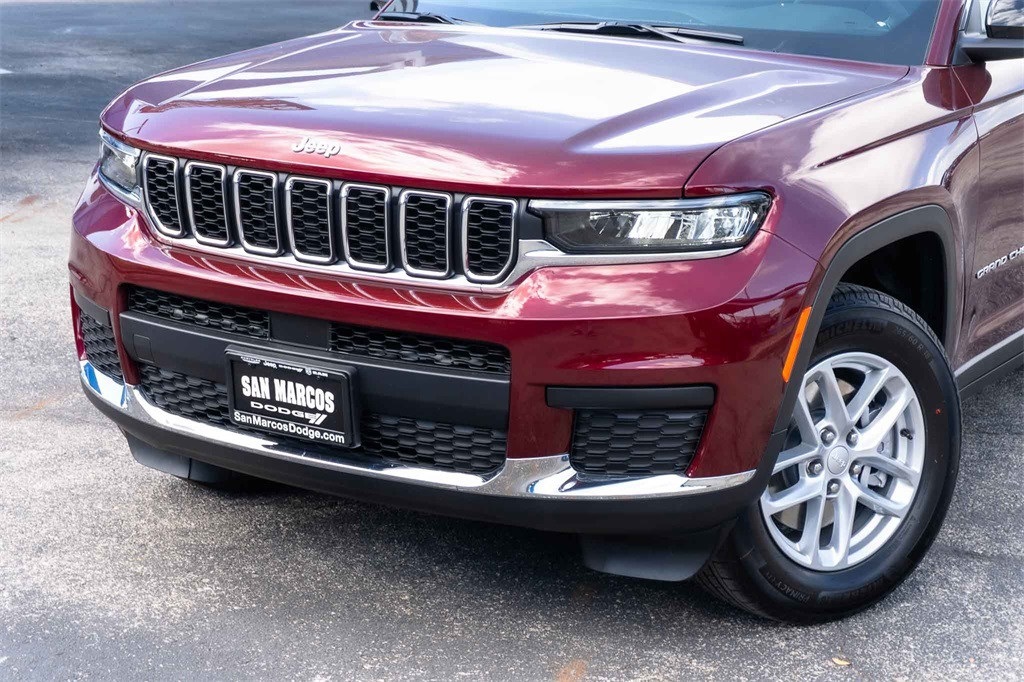 New Car 2025 Jeep Grand Cherokee L  Laredo For Sale Under $40,000 In San Marcos, Texas