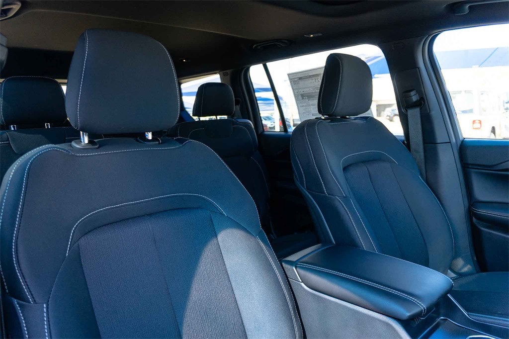 New Car 2025 Jeep Grand Cherokee L  Laredo For Sale Under $40,000 In San Marcos, Texas