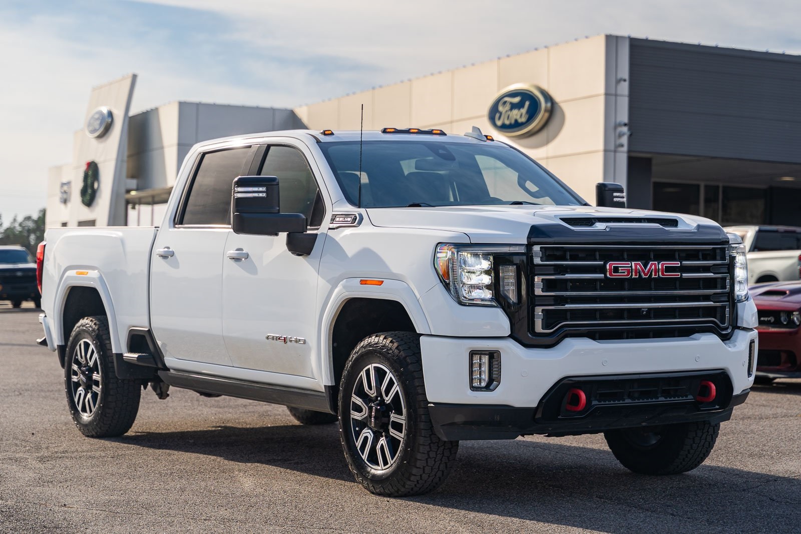 2022 GMC Sierra 2500HD AT4 Crew Cab 4WD
