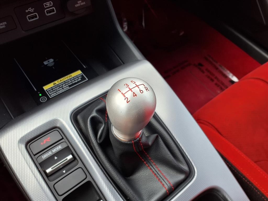2024 Honda Civic Type R Base Red at Community Honda