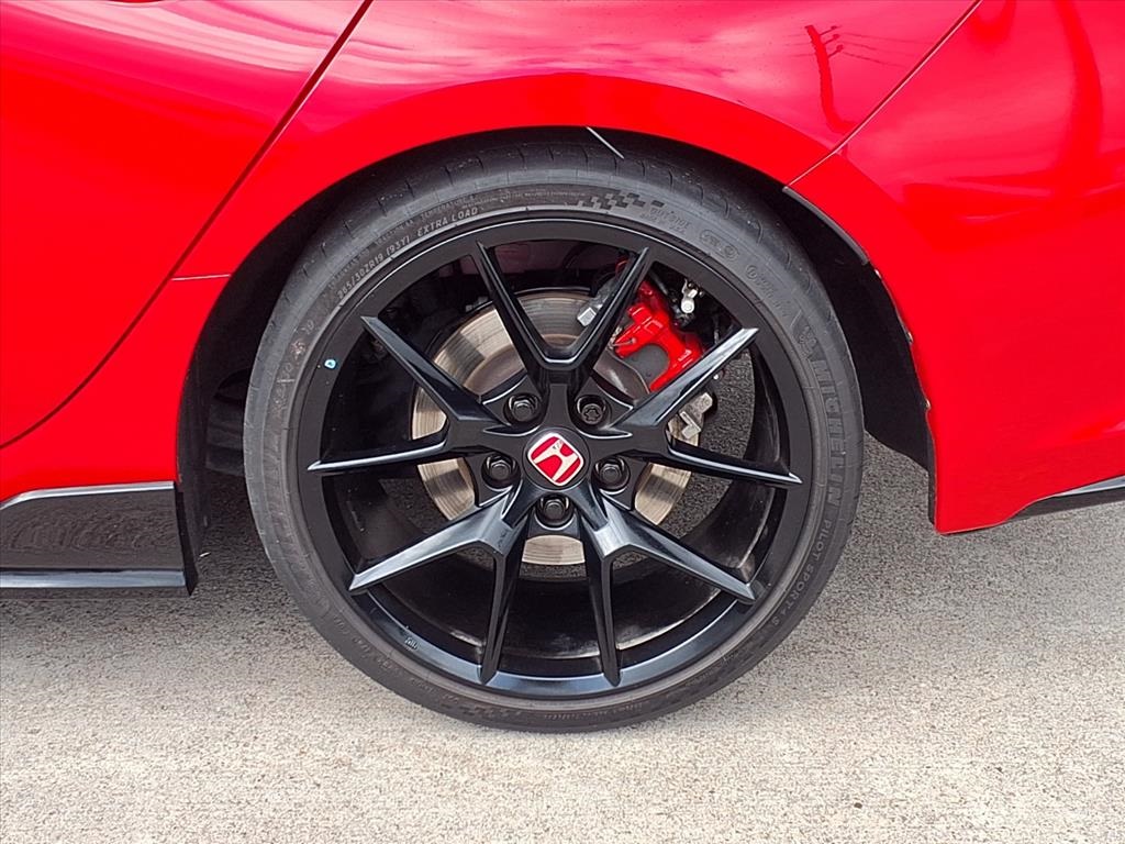 2024 Honda Civic Type R Base Red at Community Honda