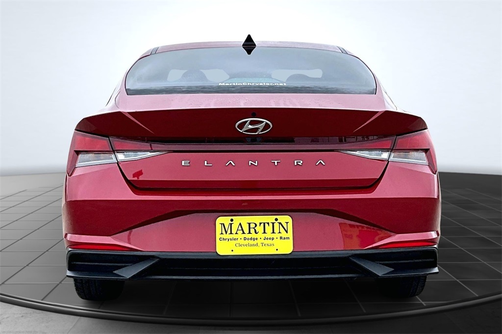 2021 Hyundai Elantra SEL Red at Baytown Hyundai
