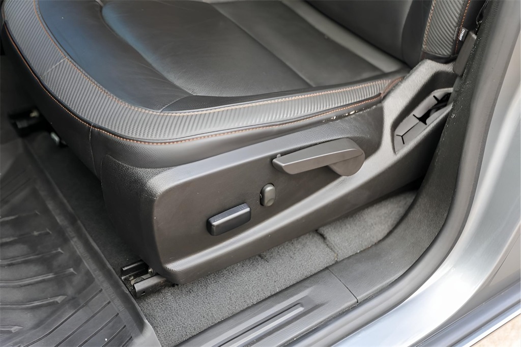 Used Car 2022 Gmc Canyon  At4 W/leather For Sale Under $35,000 In Austin, Texas