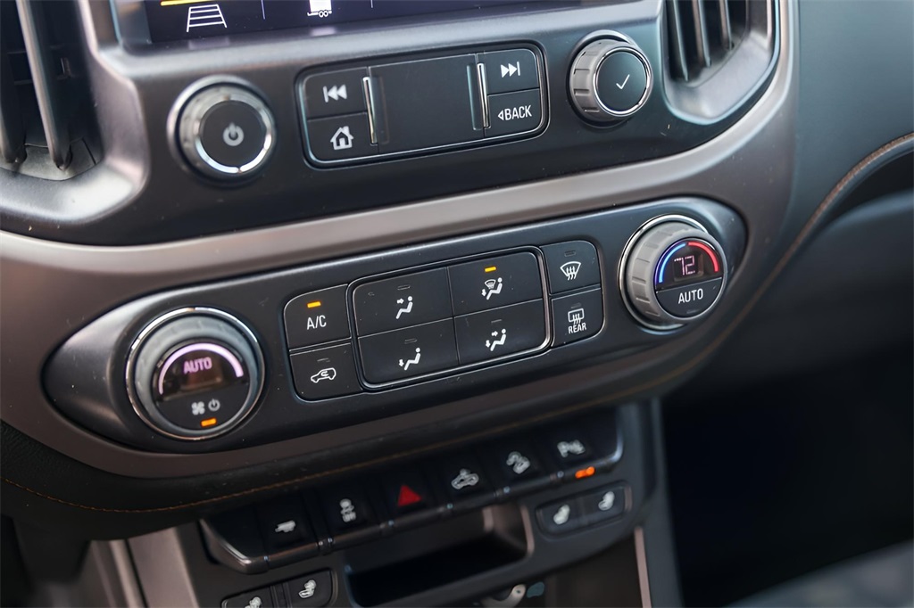 Used Car 2022 Gmc Canyon  At4 W/leather For Sale Under $35,000 In Austin, Texas