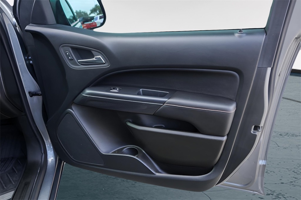 Used Car 2022 Gmc Canyon  At4 W/leather For Sale Under $35,000 In Austin, Texas