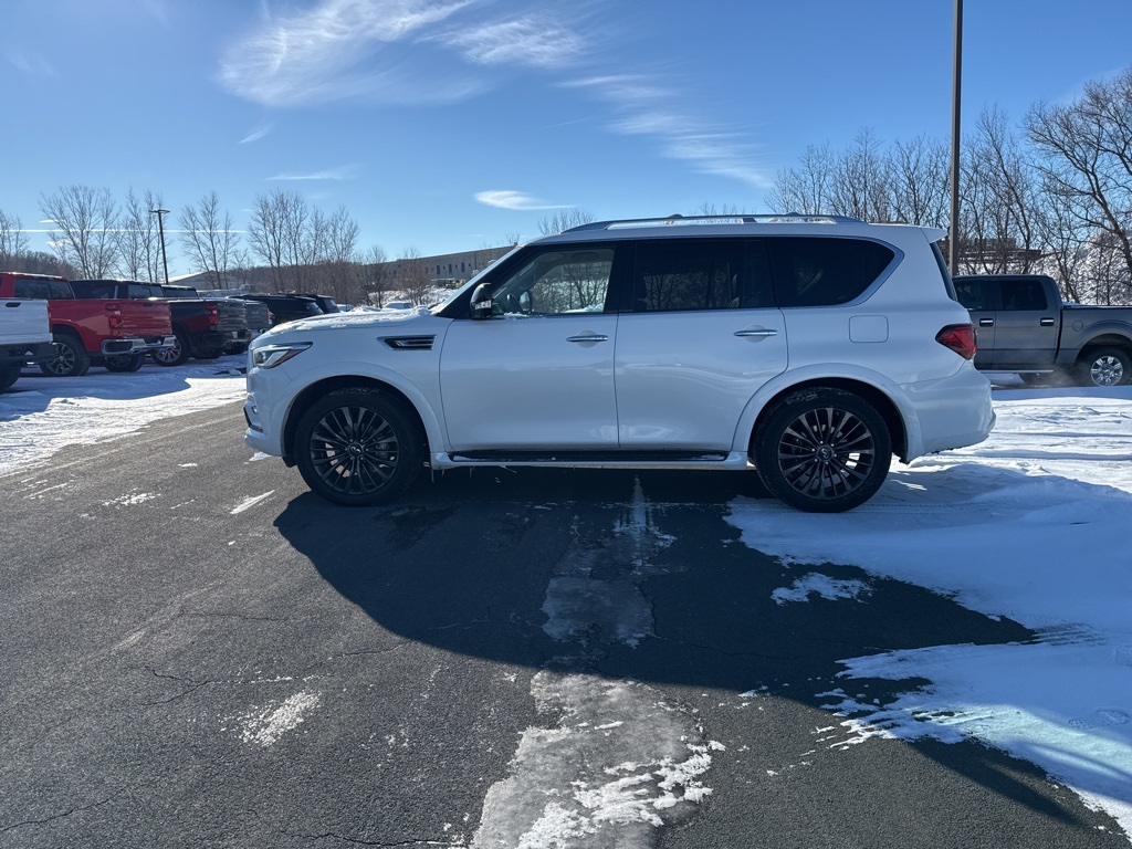 2021 INFINITI QX80
