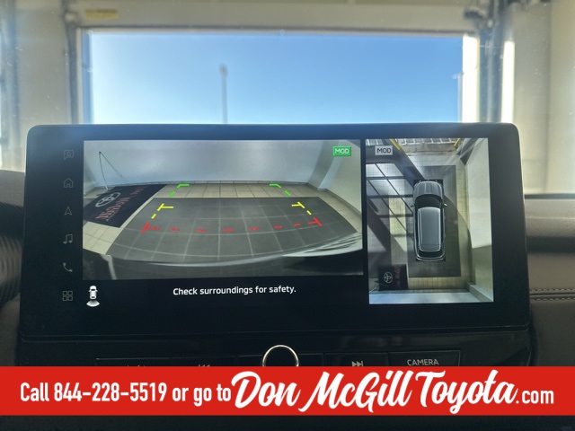 2025 Mitsubishi Outlander SE White at Baytown Hyundai