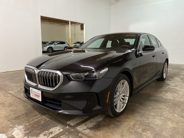2025 BMW 5 Series 530i xDrive