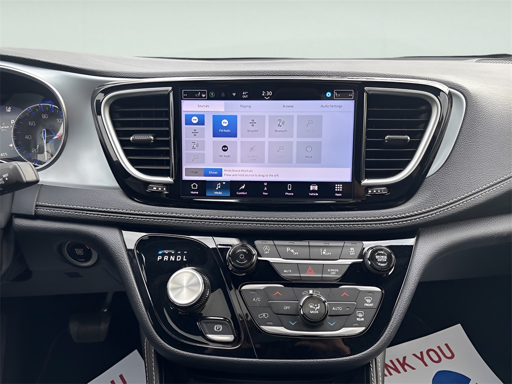 2025 Chrysler Pacifica