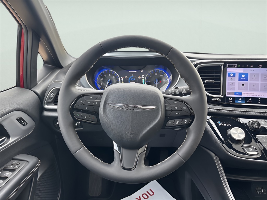 2025 Chrysler Pacifica