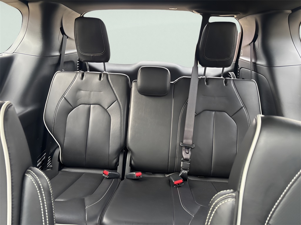 2025 Chrysler Pacifica