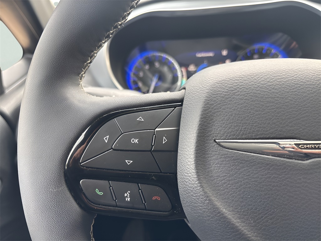 2025 Chrysler Pacifica