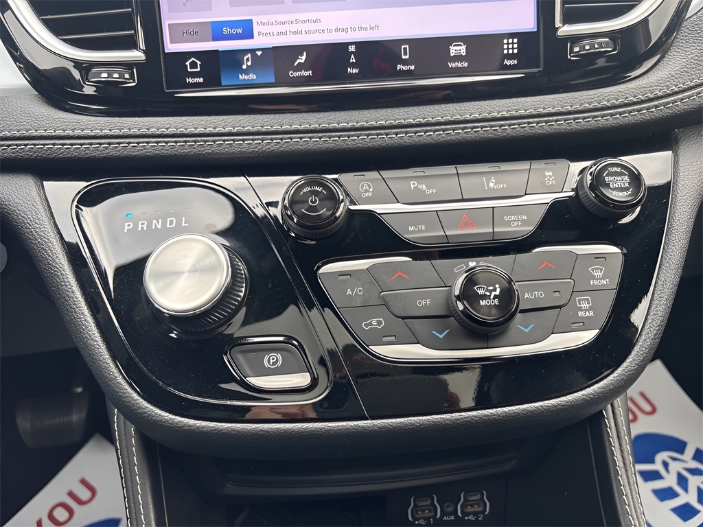 2025 Chrysler Pacifica