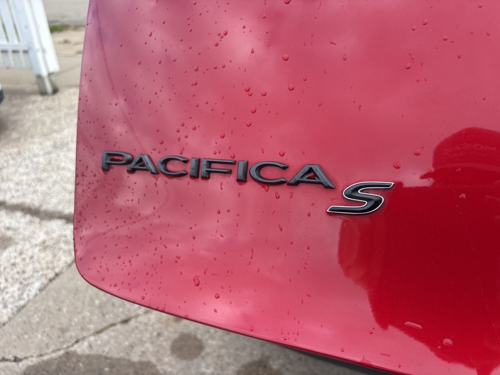 2025 Chrysler Pacifica