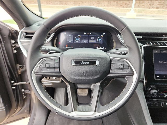 Used Car 2024 Jeep Grand Cherokee  Laredo For Sale Under $30,000 In Plainview, Texas