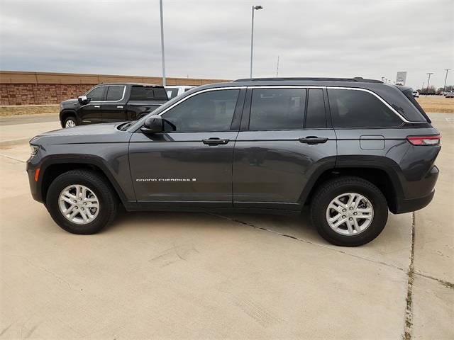 Used Car 2024 Jeep Grand Cherokee  Laredo For Sale Under $30,000 In Plainview, Texas