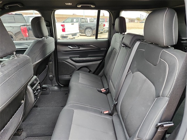 Used Car 2024 Jeep Grand Cherokee  Laredo For Sale Under $30,000 In Plainview, Texas