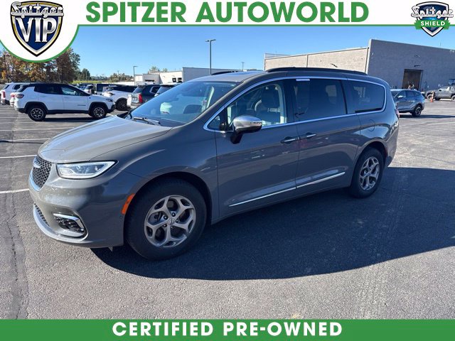 Ceramic Gray Clearcoat 2023 Chrysler Pacifica Minivan All-Wheel Drive 9-Speed Automatic