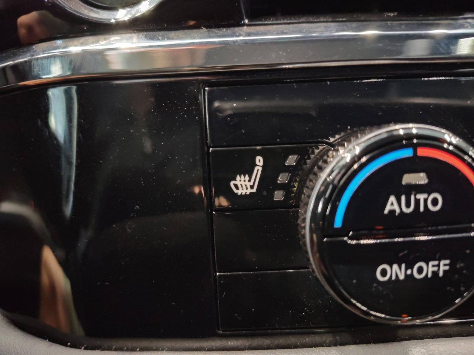 Used Car 2025 Nissan Pathfinder  Rock Creek For Sale Under $40,000 In San Antonio, Texas