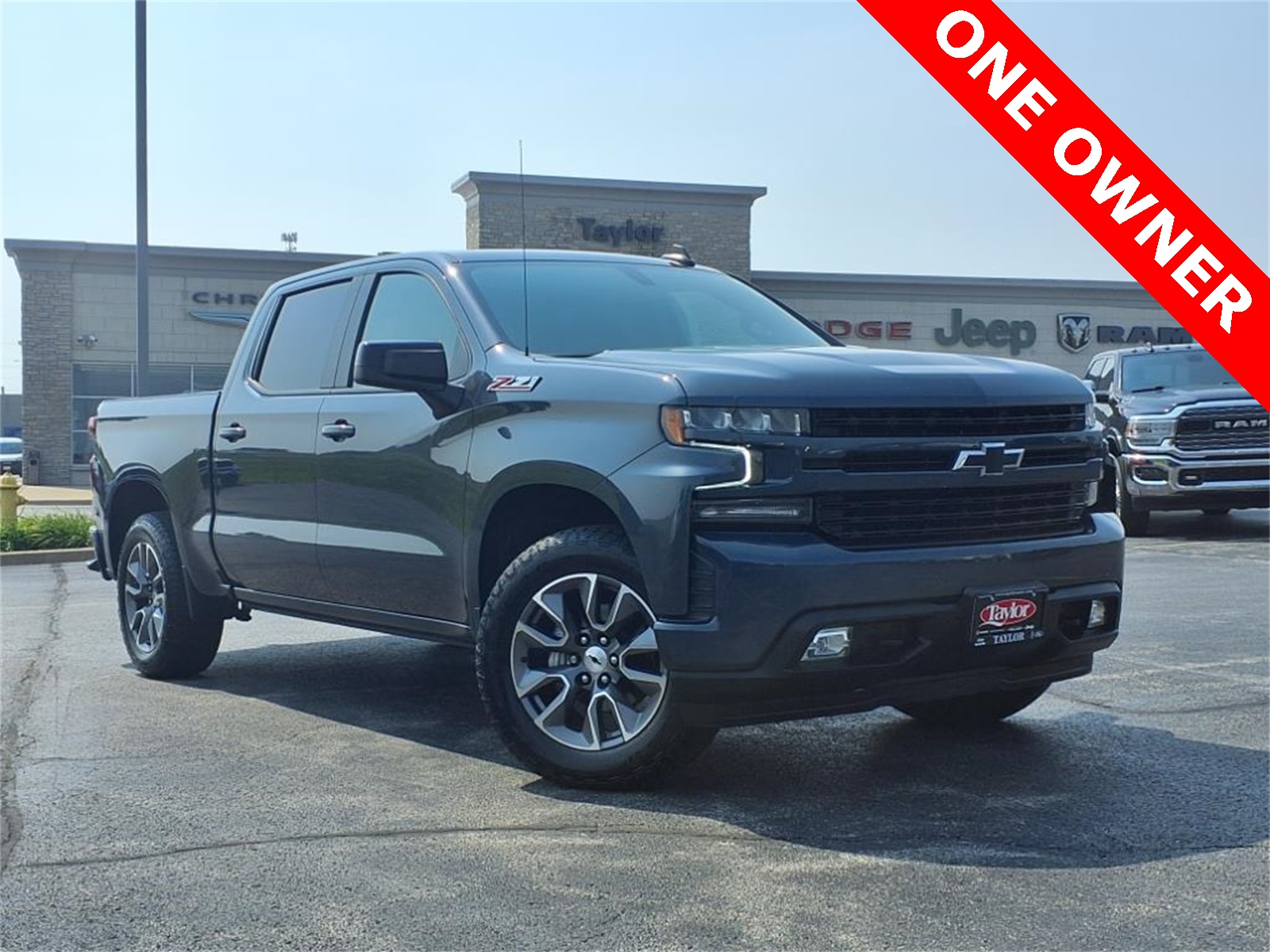 2021 Chevrolet Silverado 1500 RST Crew Cab 4WD
