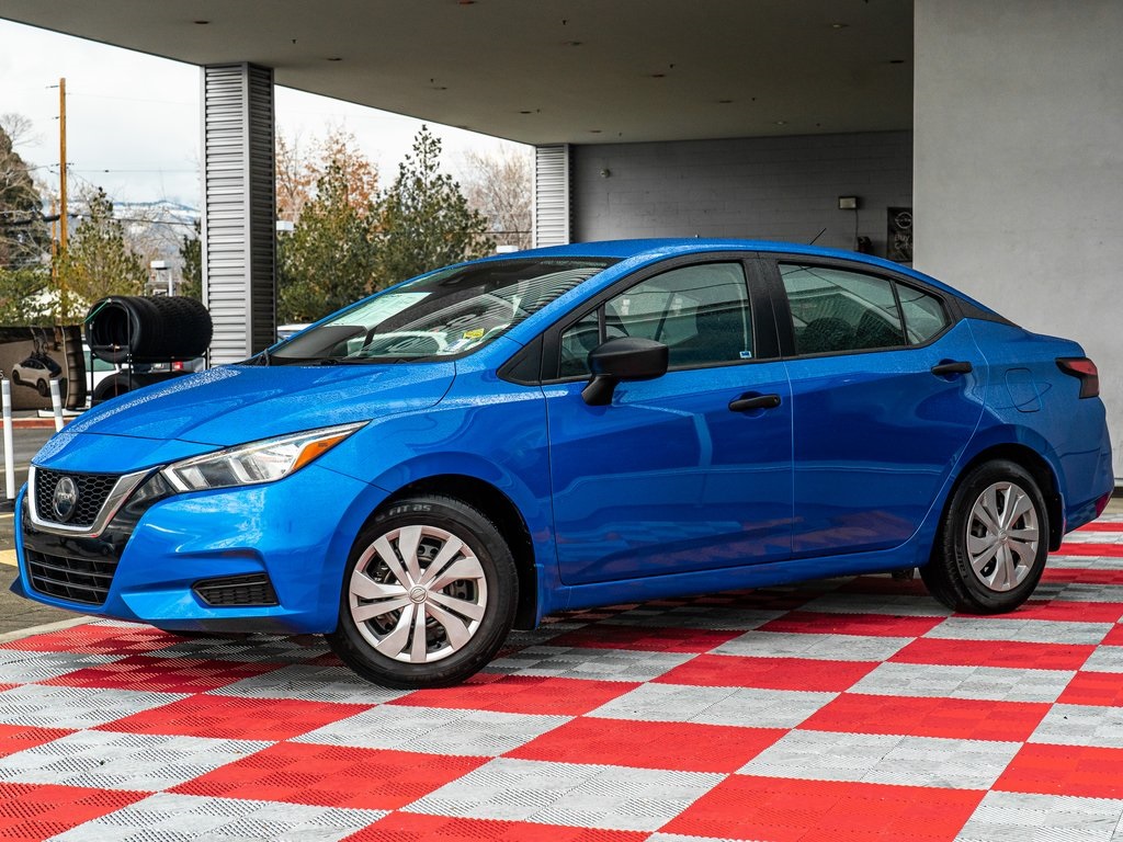 2020 Nissan Versa S FWD