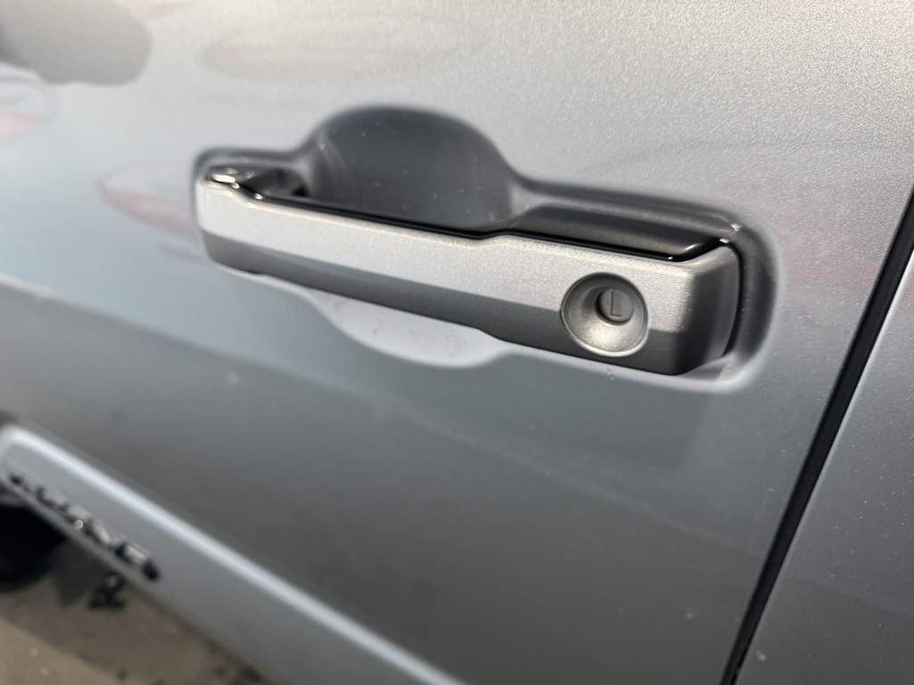 Thumbnail: 2025 Toyota Tacoma - 15