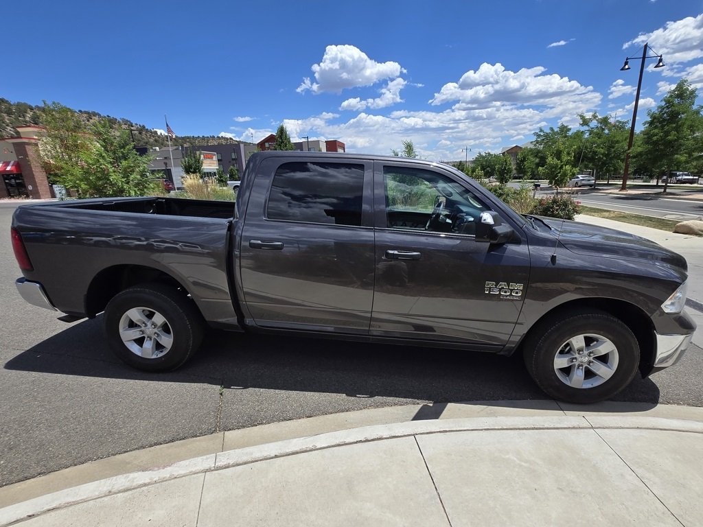2023 Ram 1500 Classic SLT photo 3