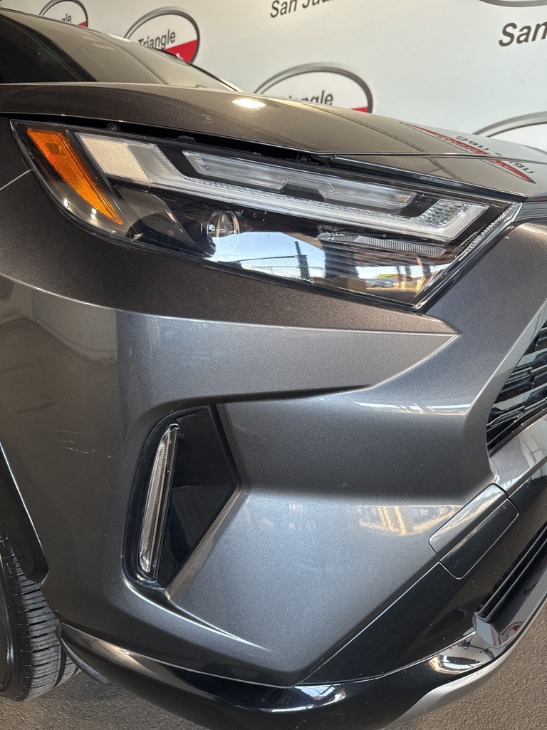 Thumbnail: 2022 Toyota RAV4 - 13