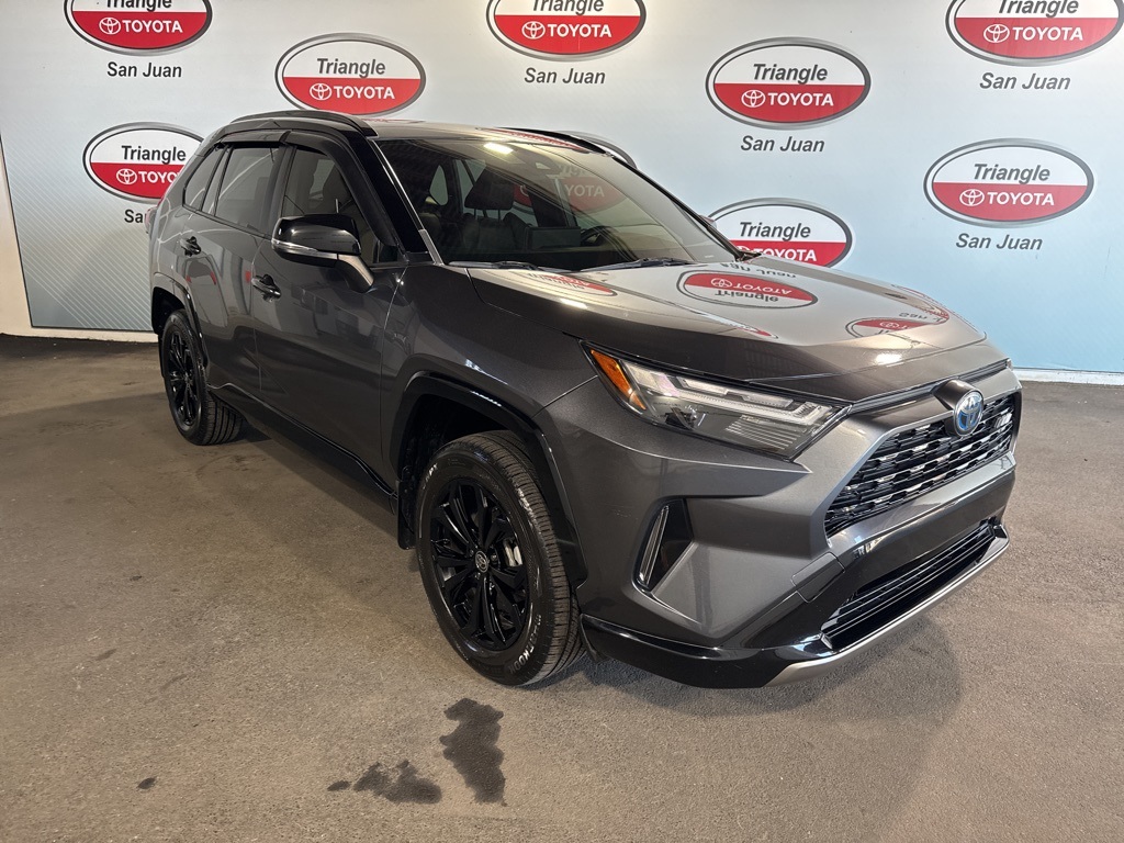 Thumbnail: 2022 Toyota RAV4 - 3