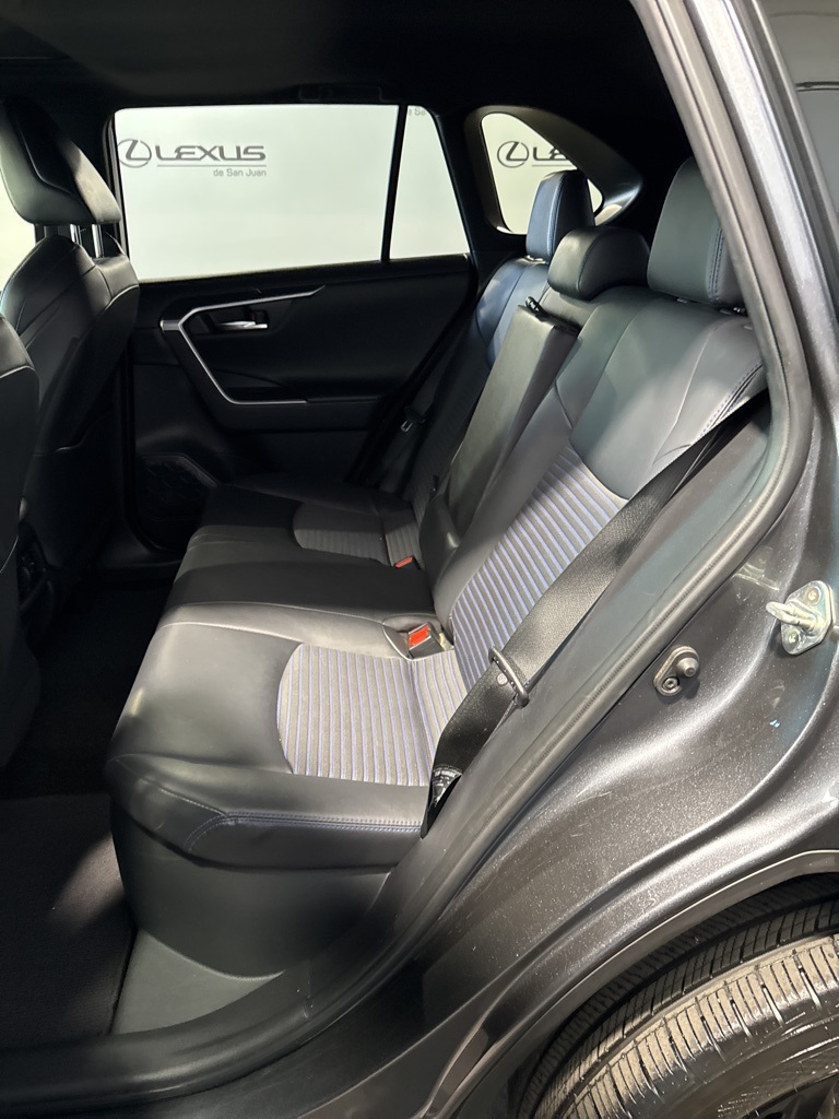 Thumbnail: 2022 Toyota RAV4 - 30