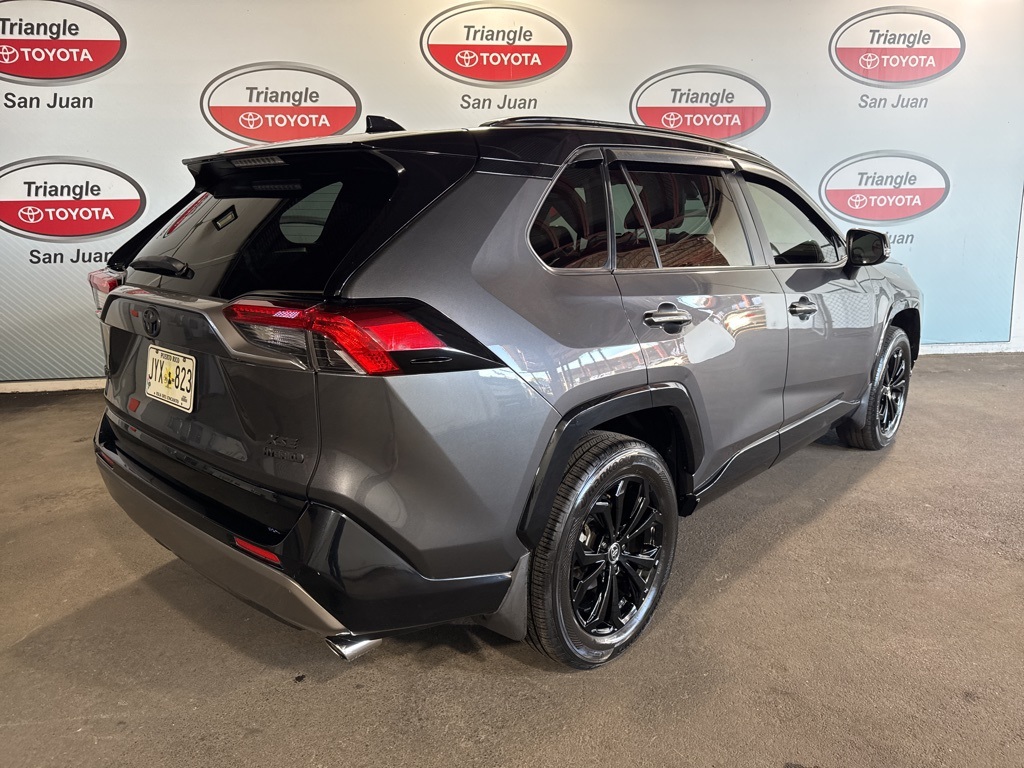 Thumbnail: 2022 Toyota RAV4 - 4