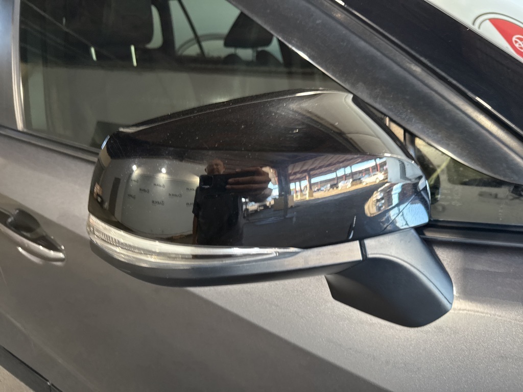 Thumbnail: 2022 Toyota RAV4 - 9