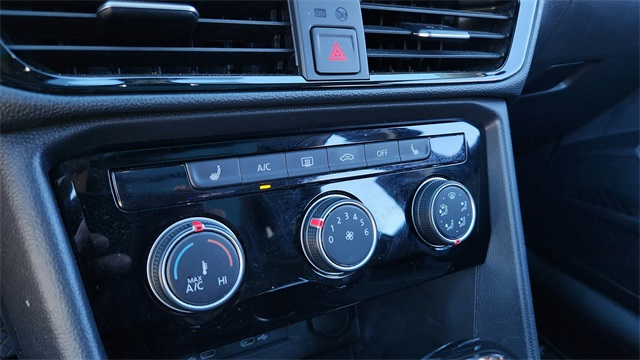 2023 Volkswagen Taos