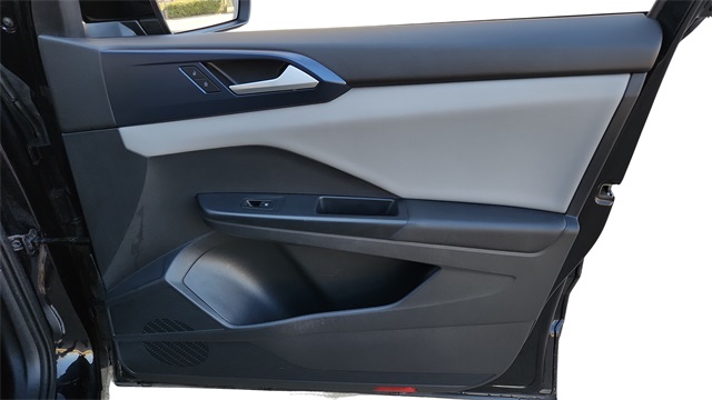 2023 Volkswagen Taos