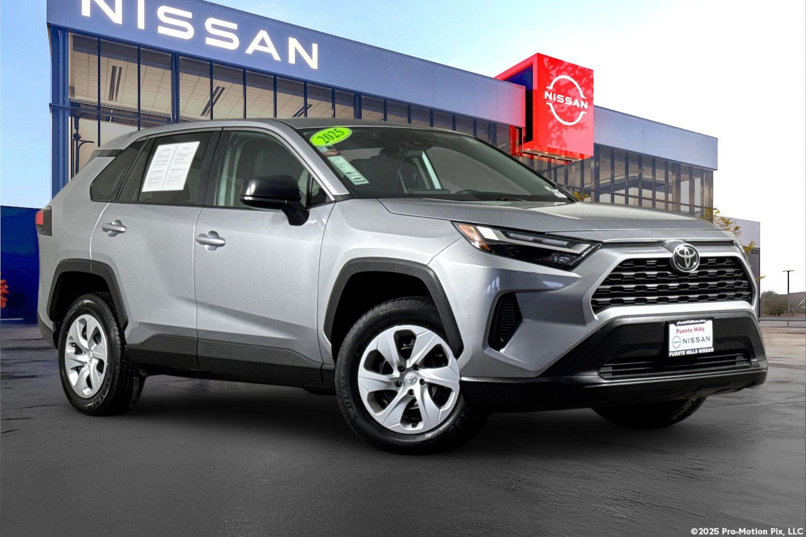 2025 Toyota RAV4 LE AWD