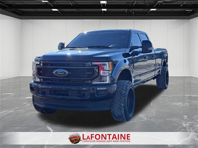 2022 Ford F-350SD Lariat 