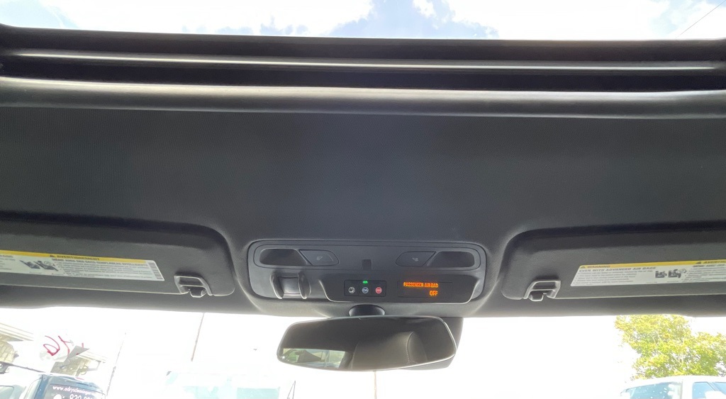 2019 Chevrolet Camaro 3LT White at Emmons Autoplex