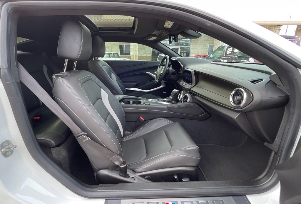 2019 Chevrolet Camaro 3LT White at Emmons Autoplex