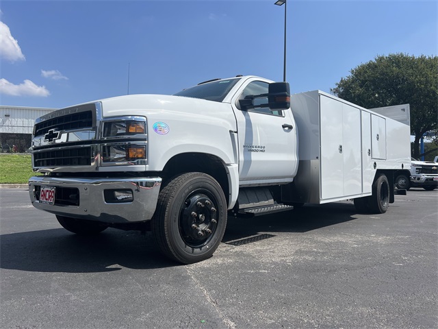 New Car 2024 Chevrolet Silverado 6500hd  For Sale Under $60,000 In San Antonio, Texas