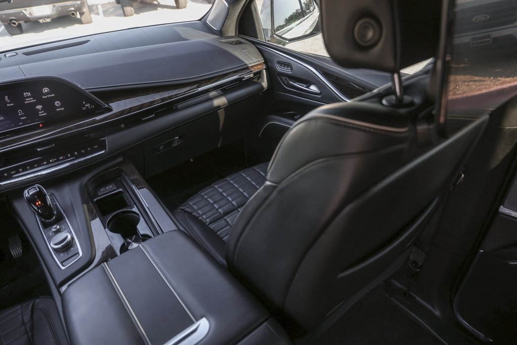 Used Car 2021 Cadillac Escalade  Sport Platinum For Sale Under $70,000 In Austin, Texas