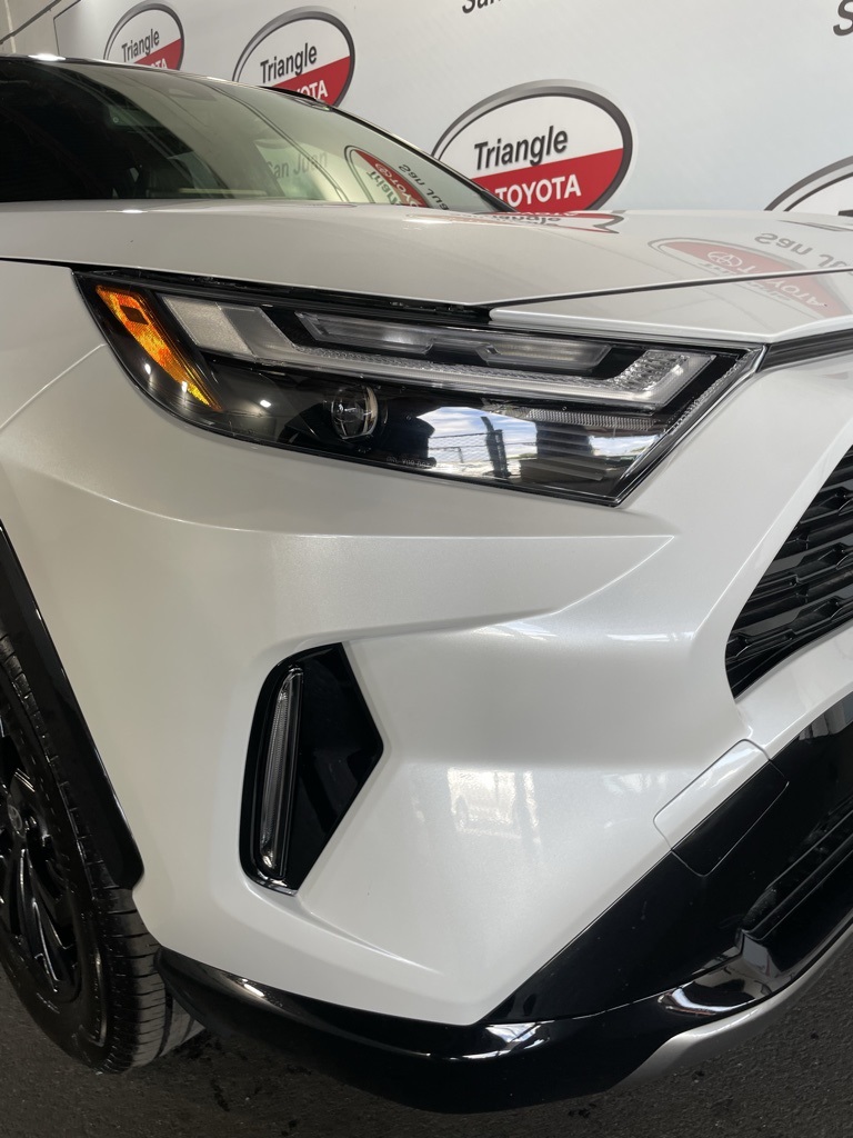 Thumbnail: 2025 Toyota RAV4 - 12