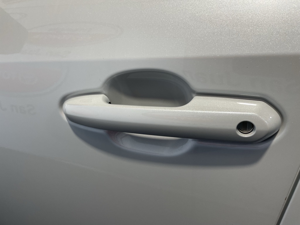 Thumbnail: 2025 Toyota RAV4 - 15