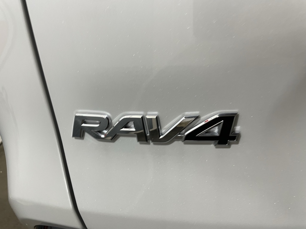 Thumbnail: 2025 Toyota RAV4 - 22