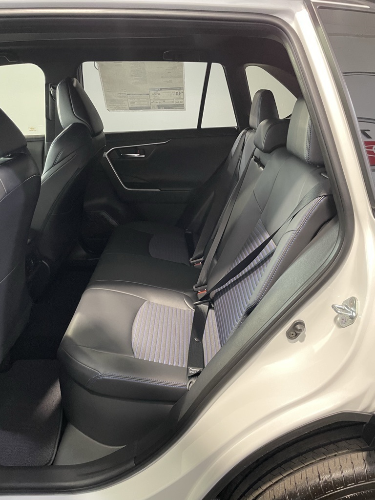 Thumbnail: 2025 Toyota RAV4 - 28