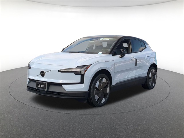 2026 Volvo EX30 Plus RWD