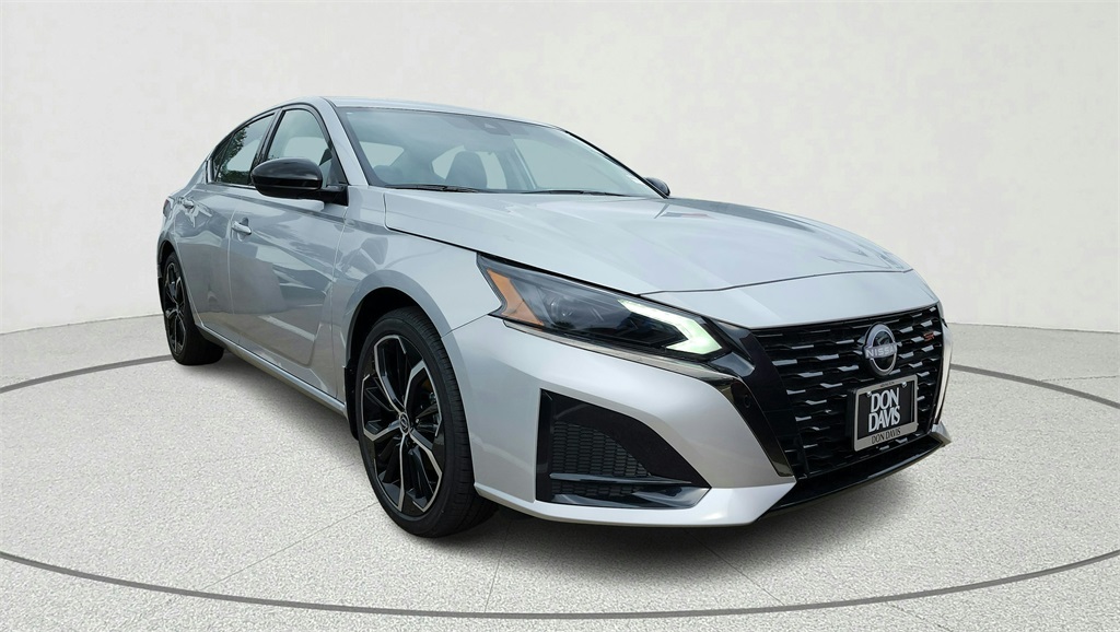 2025 Nissan Altima